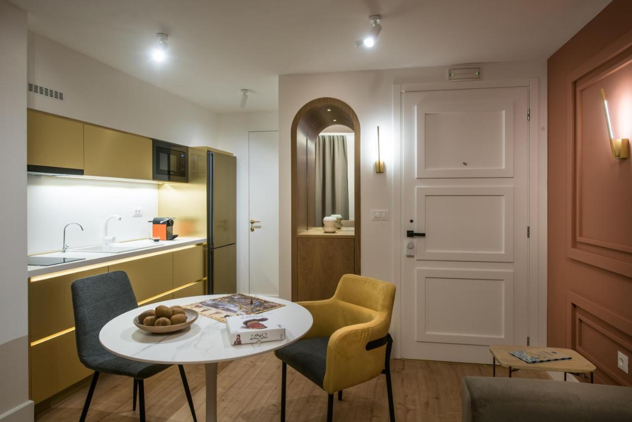 The Blossom Collection In Heraklion City Center Екстер'єр фото